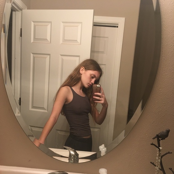 Meet your Posher, Chloe - Picture 1 of 1